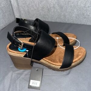 Mossimo Chunky Sandals Shoes Size 10 Woman Zumba Black